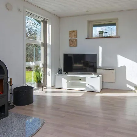 Holiday home 6 Person In Toftlund-by Traum